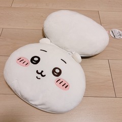 ちいかわ　ハチワレ　リバーシブルクッションの画像