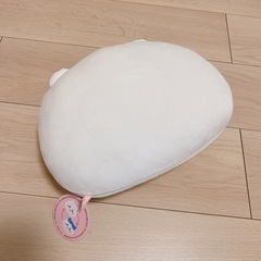 ちいかわ　ハチワレ　リバーシブルクッションの画像