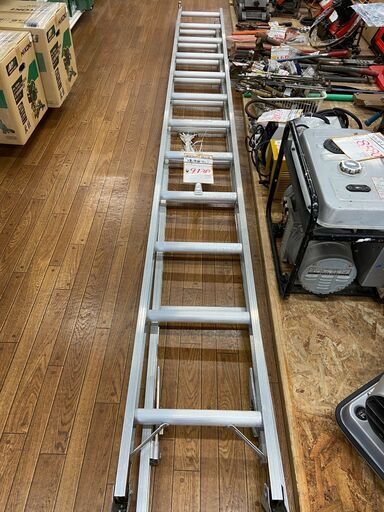 【中古】【動作OK】【店頭引取限定】HASEGAWA ハセガワ  ２連伸縮はしご  HC2-72　9,130円（税込）2047