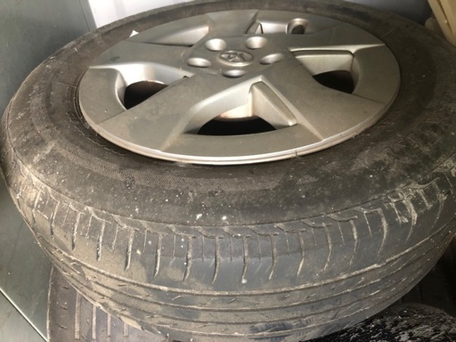 プリウスzvw30系純正タイヤホイル