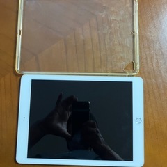 iPad Air2  セルラーモデル125GBの画像