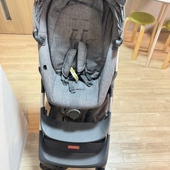 stokeストッケベビーカー