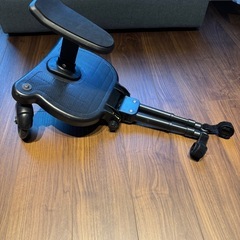 ベビーカー　ステップ