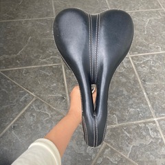 GIANTジャイアントのサドルの画像