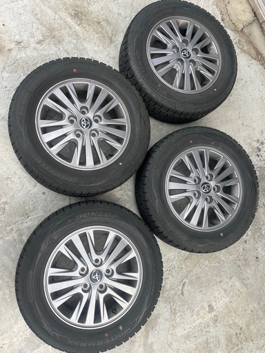 195/65r15 スタッドレス　タイヤ　4本