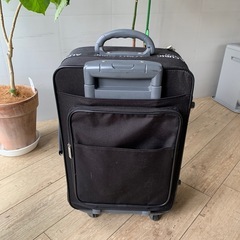 キャリーケースの画像