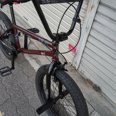 【激安】 美品☆FIFND[ファインド]TYPE-A+ 20型BMX(クロモリ・ペグ2P付属 自転車本体