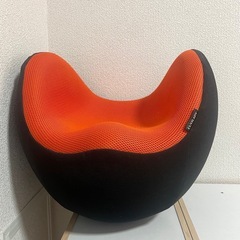 クビレディ　バランスチェア