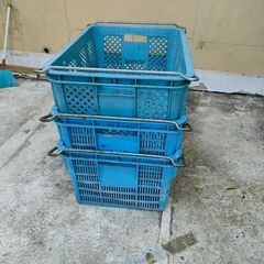 無料　目黒区　大型コンテナ　収穫　ゴミ箱　の画像