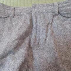 ウールパンツ
Sサイズ
の画像