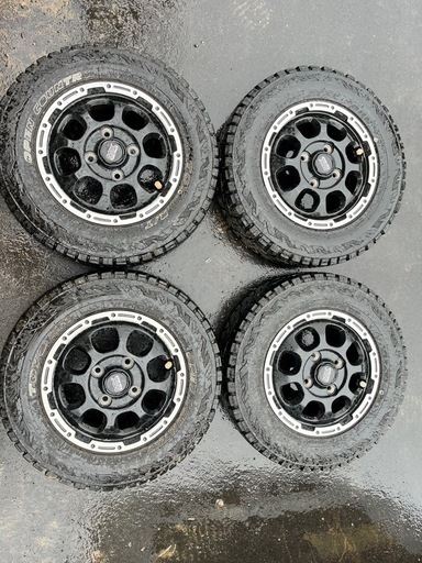 軽バン　タイヤ