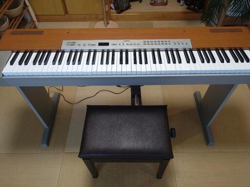 YAMAHA　電子ピアノ