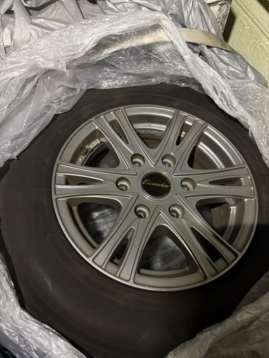 ハイエース　スタッドレス　ホイールセット