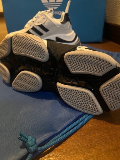 BALENCIAGA  adidas コラボ