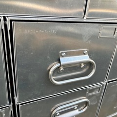 【再投稿済み】【武蔵小山店】 在庫5点 アルミトレー フリーズ超低温槽 TN-72U 耐久性トレー アルミ製トレー 冷凍保存 食品保存 業務用冷凍庫 アウトドア用冷凍トレー アイスクリーム保存 超低温保存 アルミ 引出し ドロワー 小物入れ 各売り の画像