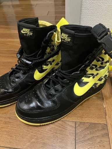 スニーカー NIKE