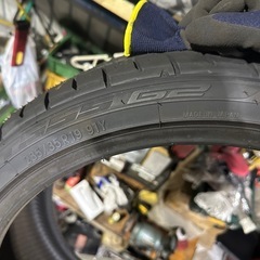 ニットータイヤ 235/35R19 2本  