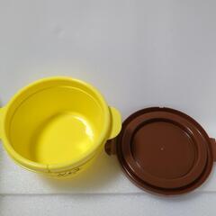 ポムポムプリン タッパーの画像