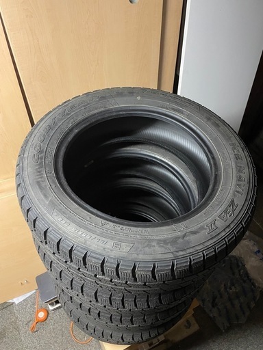 スタッドレスタイヤ185\65R15