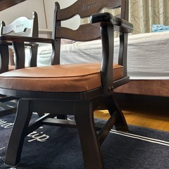 オシャレなダイニングテーブルセットの画像