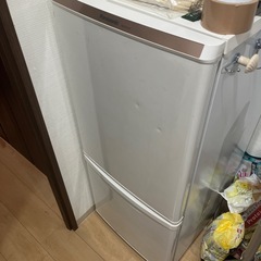 冷蔵庫　
シャープ