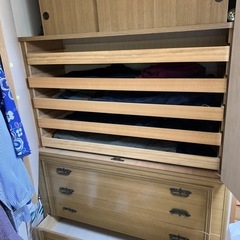 タンスの画像