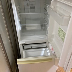 冷蔵庫の画像