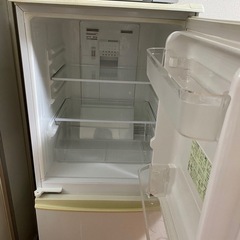 冷蔵庫の画像