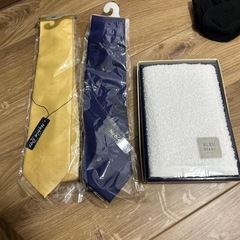 ネクタイ、タオルセット