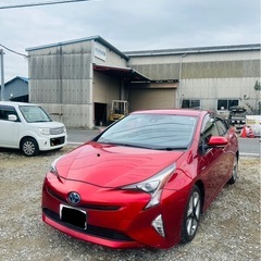 平成29 年トヨタ プリウス  車検　7年／12月