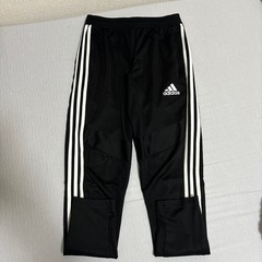 決まりましたadidasトレーニングパンツ
