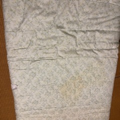 【お取引完了】厚手敷布団、汚れありの画像