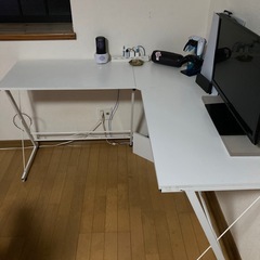 ゲーミングL字デスクの画像