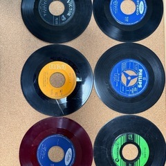 シングルレコード　EP盤　盤のみまとめ100枚セット　ノンジャンル開けてみてのお楽しみ　残り2セットです！の画像