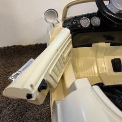 《お引き取り決定》訂正。訳あり。乗用ラジコンカー　結婚式　　リングボーイの画像