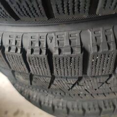 スタッドレスタイヤ215/60R16  4本 BLIZZAK VRX の画像