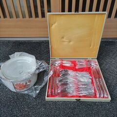 ホーロー鍋、スプーン他