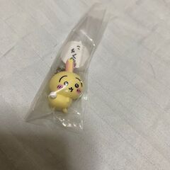 ちいかわうさぎ好きの子供さんなど❗️新品・未使用しかし開封。ちいかわフィギュアキーホルダー２　うさぎの画像