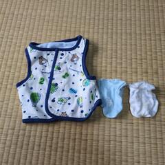 新生児用肌着5着+ベストなどの画像