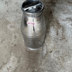 久保の牛乳缶　ステンレス製ミルク缶　オブジェ 飾り　アンティーク...