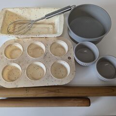 ハンドミキサー　と　ケーキ作りセットの画像