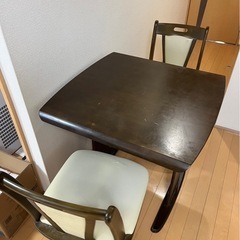 テーブル＆回転椅子二脚セット