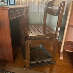 学習机用椅子差し上げます