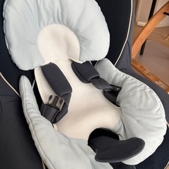 タカタ　　車取り付け、チャイルドシート　の画像