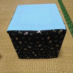 優しい家具　スツール