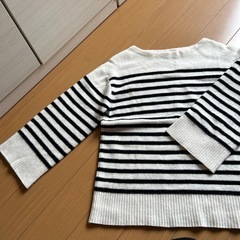 BEAUTY&YOUTH セーターの画像