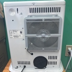 コロナ石油ファンヒーターの画像