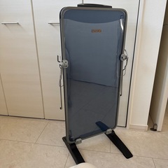 ズボンプレス機