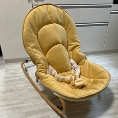 カトージ バウンサー チェアの画像
