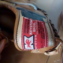 【お取引決定】野球道具　ミット大２　小1　ボール１の画像